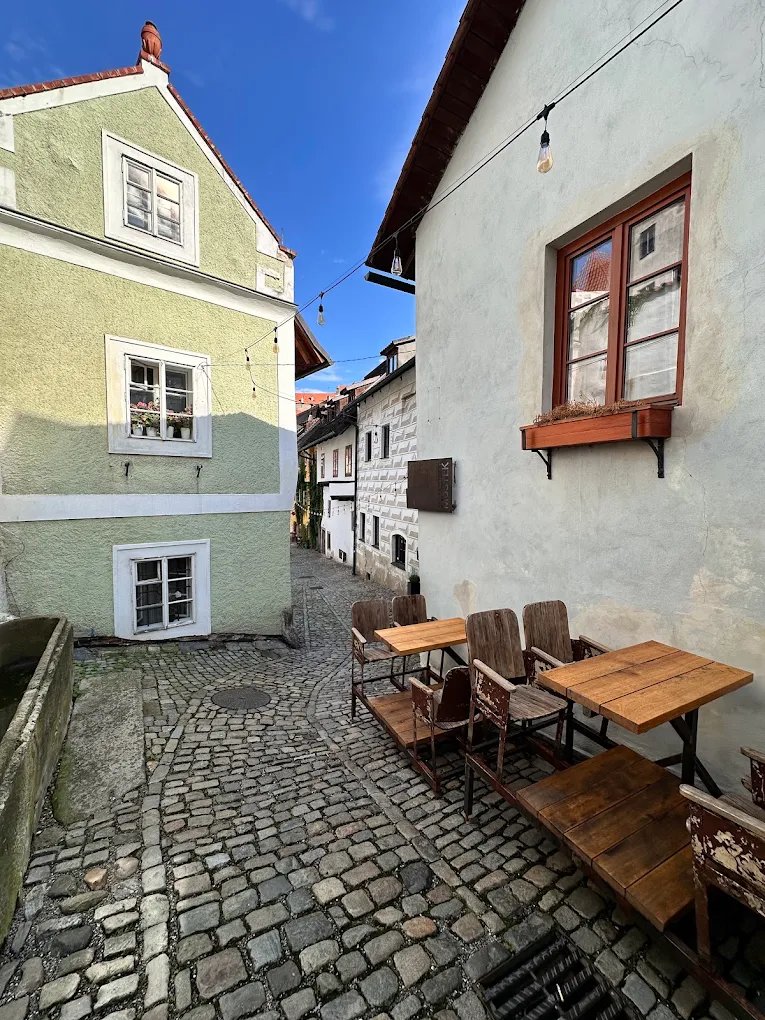 Pension Adalbert, Český Krumlov – interiér s nábytkem GS Furniture, foto 1