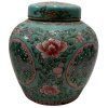 Čínská zelená uzavíratelná nádoba s bohatými floristickými malbami, která přináší do vašeho domova nádech orientální elegance.